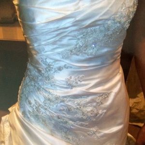 Pronovias wedding gown