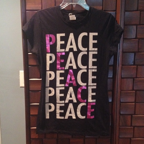 Peace t-shirt