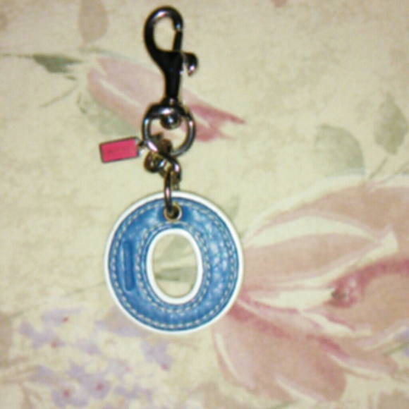 Coach Initial 'O' key chain FOB.