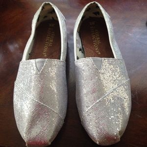 🌟 Silver Slip-ons ✨