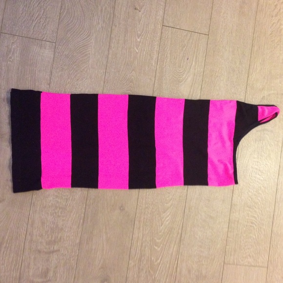 Dress - Picture 4 of 4