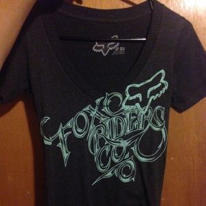 Fox women's v-neck t-shirt