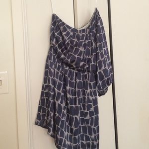 One sleeve, navy, silky dress