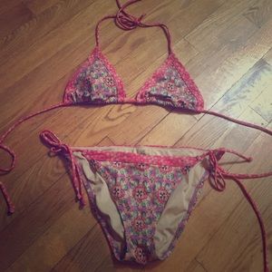 NWOT Victoria secret bikini size small