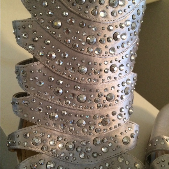 Shoes - Picture 2 of 3