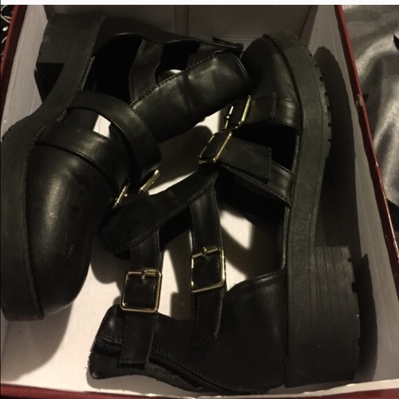 Cute black cut out boots
