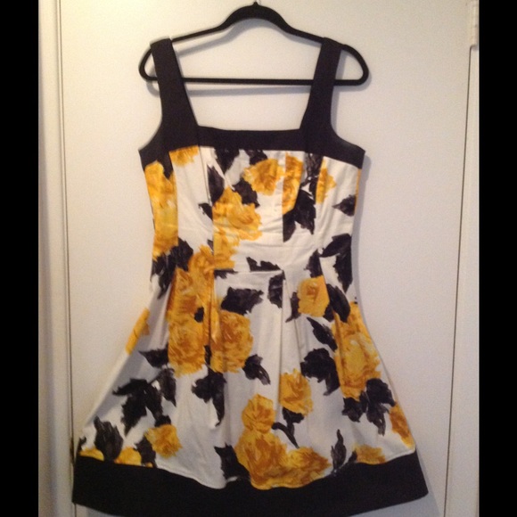 Fit & Flare Floral Dress 14