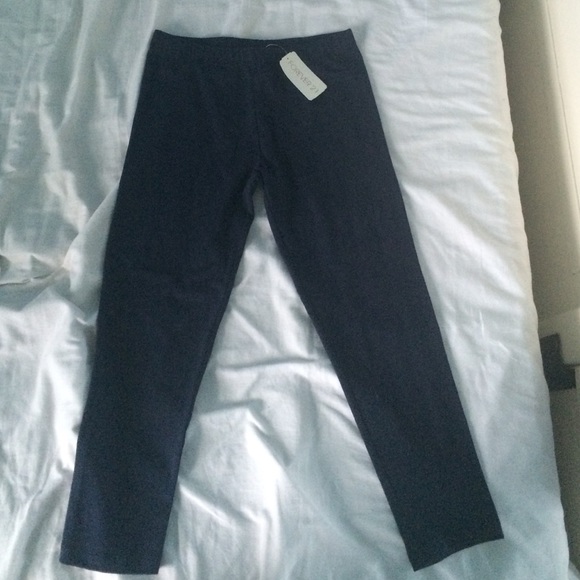 Navy blue cropped leggings