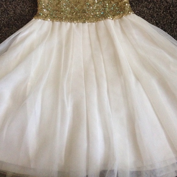 SEQUIN TULE PROM DRESS - Picture 3 of 4