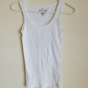 Free with bundle purchase! White tank top! ☀️