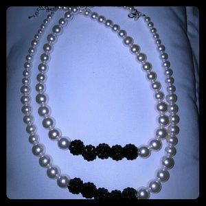NWOT PEARL NECKLACE