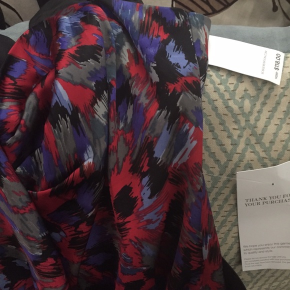 Chic Fun Dress *sold locally* - Picture 4 of 4