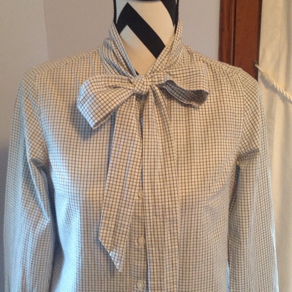 Tommy Hilfiger Tops - Tommy Hilfiger Blouse