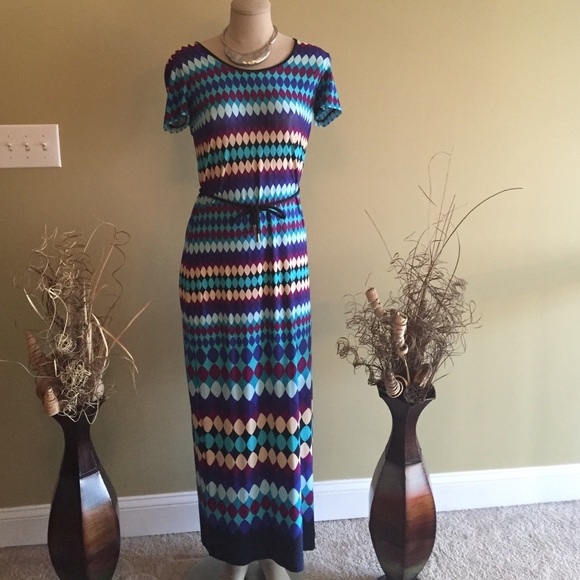 Blue colorful dress. - Picture 1 of 4