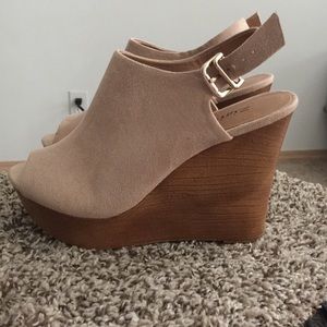 Nude wedges (SOLD)