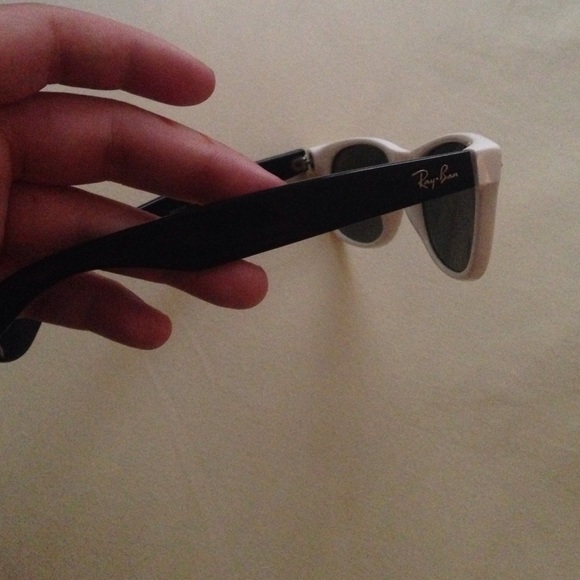 Raybans - Picture 2 of 4