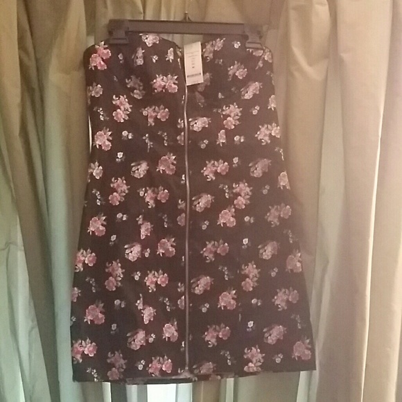 Bebe Floral black strapless dress