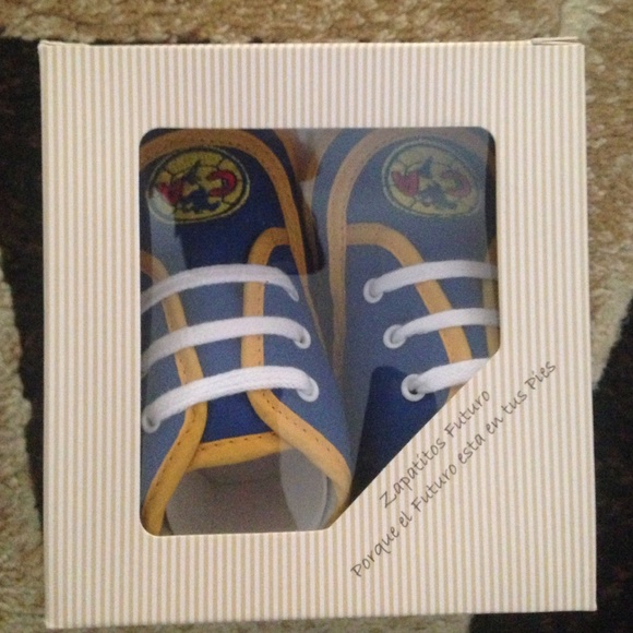 America/Chivas baby shoes Bundle