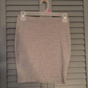 Grey pencil skirt