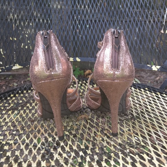 Rose Gold Fergie Heels - Picture 3 of 3