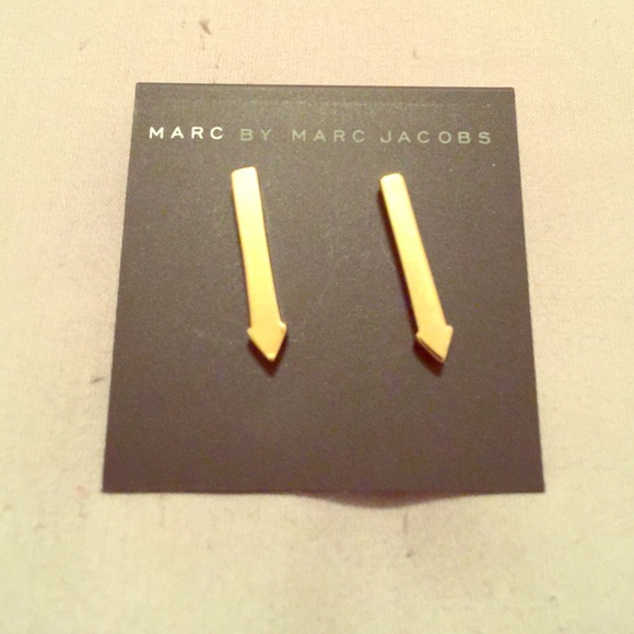 Marc by Marc Jacobs golden arrow stud earrings