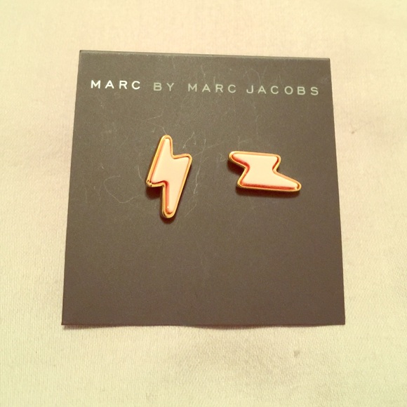 Marc by Marc Jacobs pink lightning bolt studs