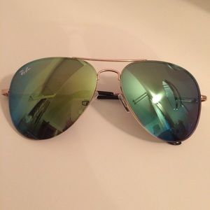 Ray-Ban green reflective polarized aviators