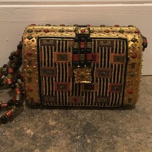 Beautiful Mary Frances over-the-shoulder purse