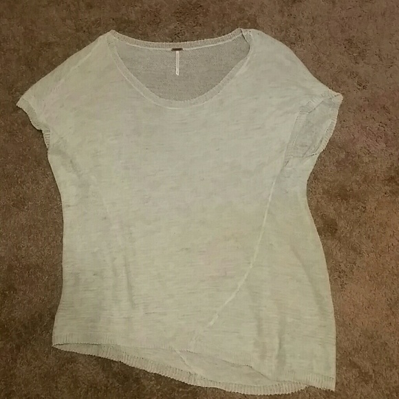 Loose, knit top