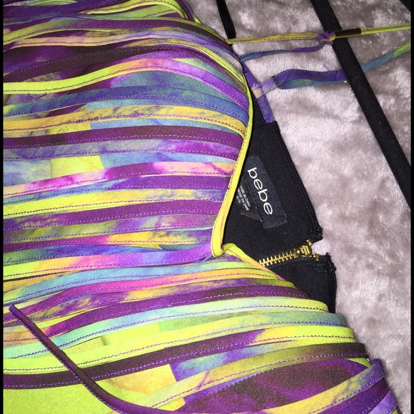 Top - Picture 2 of 4