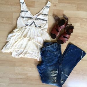 🚫sold via another app🚫Free people top