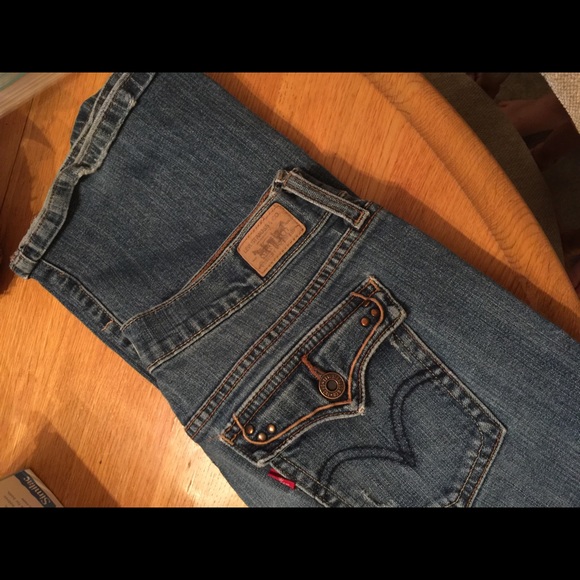 Levi's