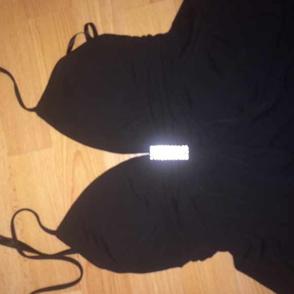 Eloquent black dress - Picture 5 of 5