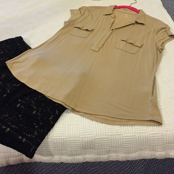 Tan basic top - Picture 2 of 4