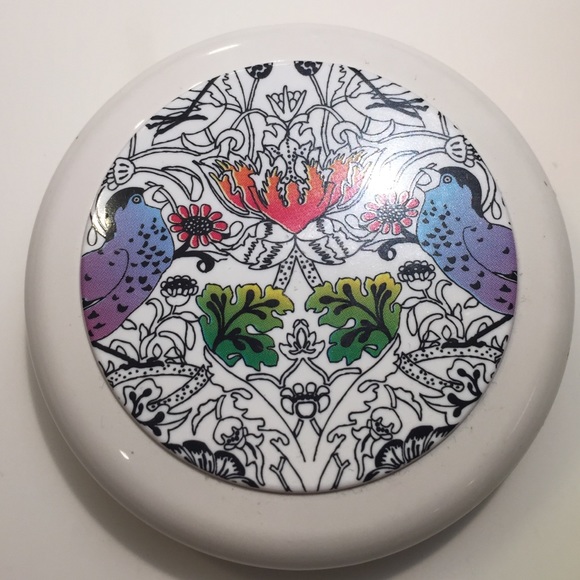 ✨SOLD✨Liberty Of London compact🌸🐦