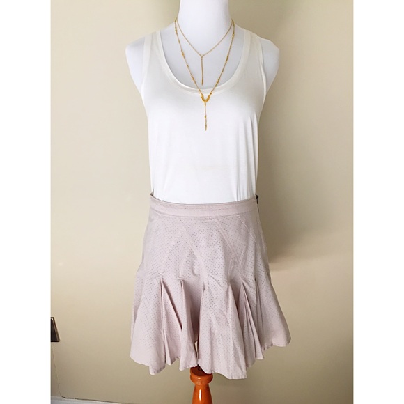 🍓SOLD IN BUNDLE🍓BCBGeneration Skirt