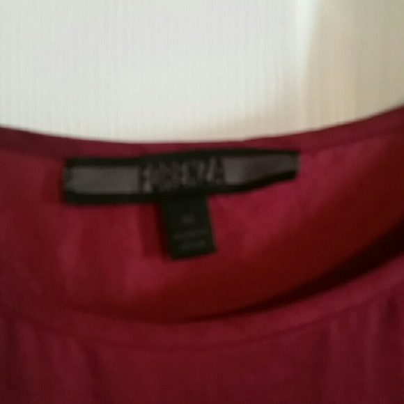 Silk top - Picture 3 of 3