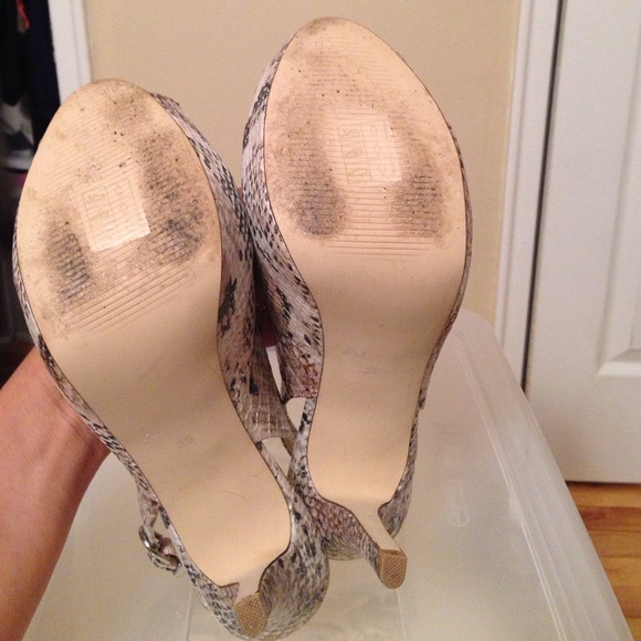 ❌ SOLD ❌ Aldo python sling back heels - Picture 4 of 4
