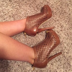 Michael Kors tan heels