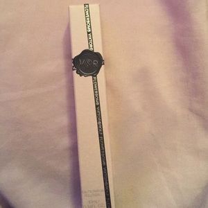 Travel sz flowerbomb rollerball