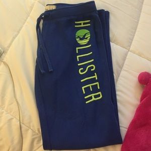 Hollister Sweats