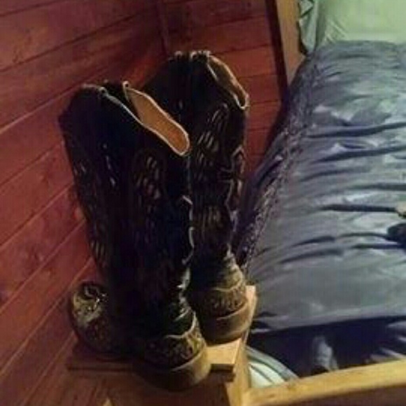 Corral boots - Picture 3 of 4