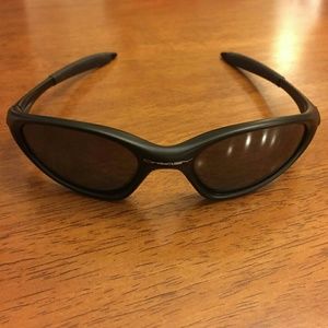 Oakley mens sunglasses