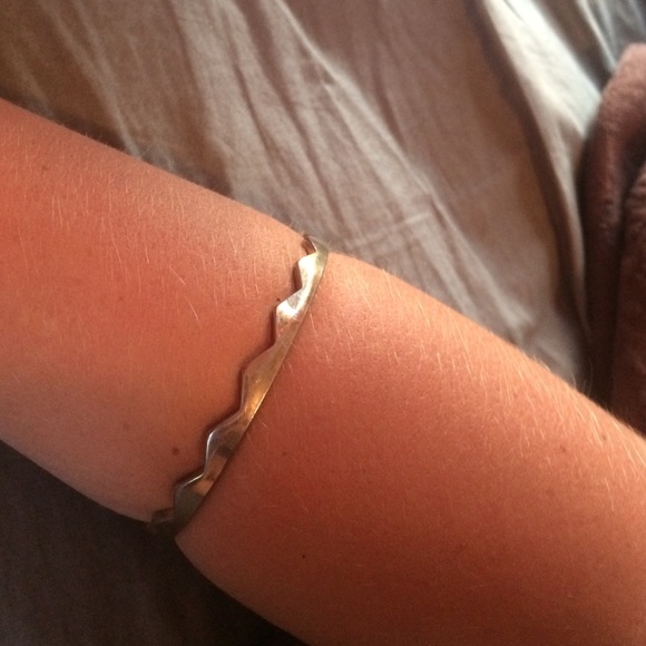 Bangle bracelets - Picture 3 of 3