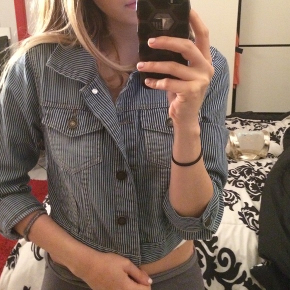 Forever 21 denim jacket - Picture 4 of 4