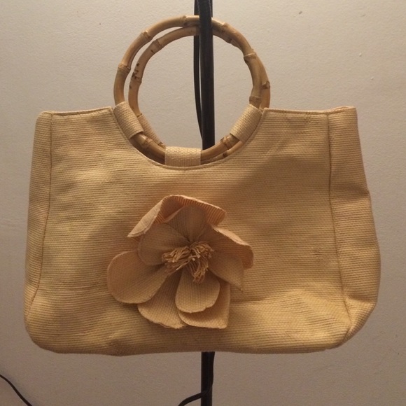 Neiman Marcus Accessories - Neiman Marcus small beach bag