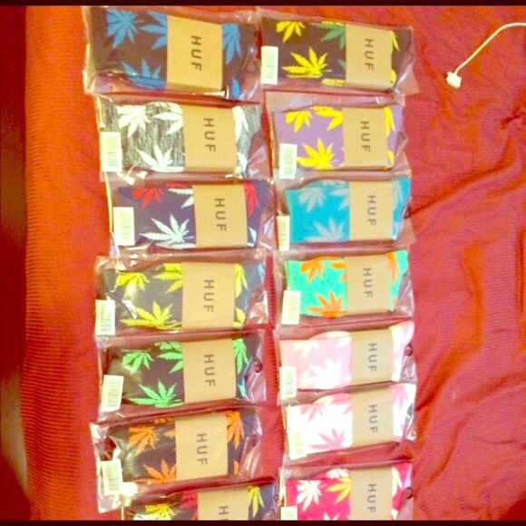 13 Pairs of Huf Socks!