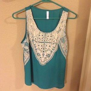 Sleeveless lace top