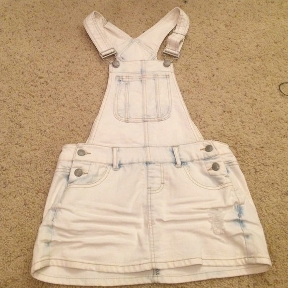 Light wash overall skirt