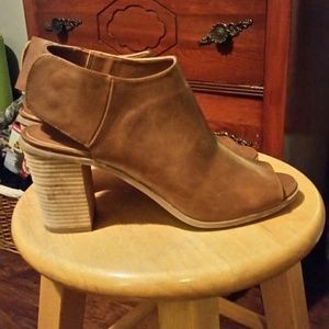 Peep toe booties -never worn
